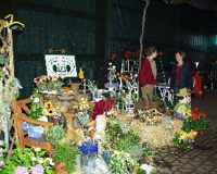 Bild: Besucher der Wanderausstellung